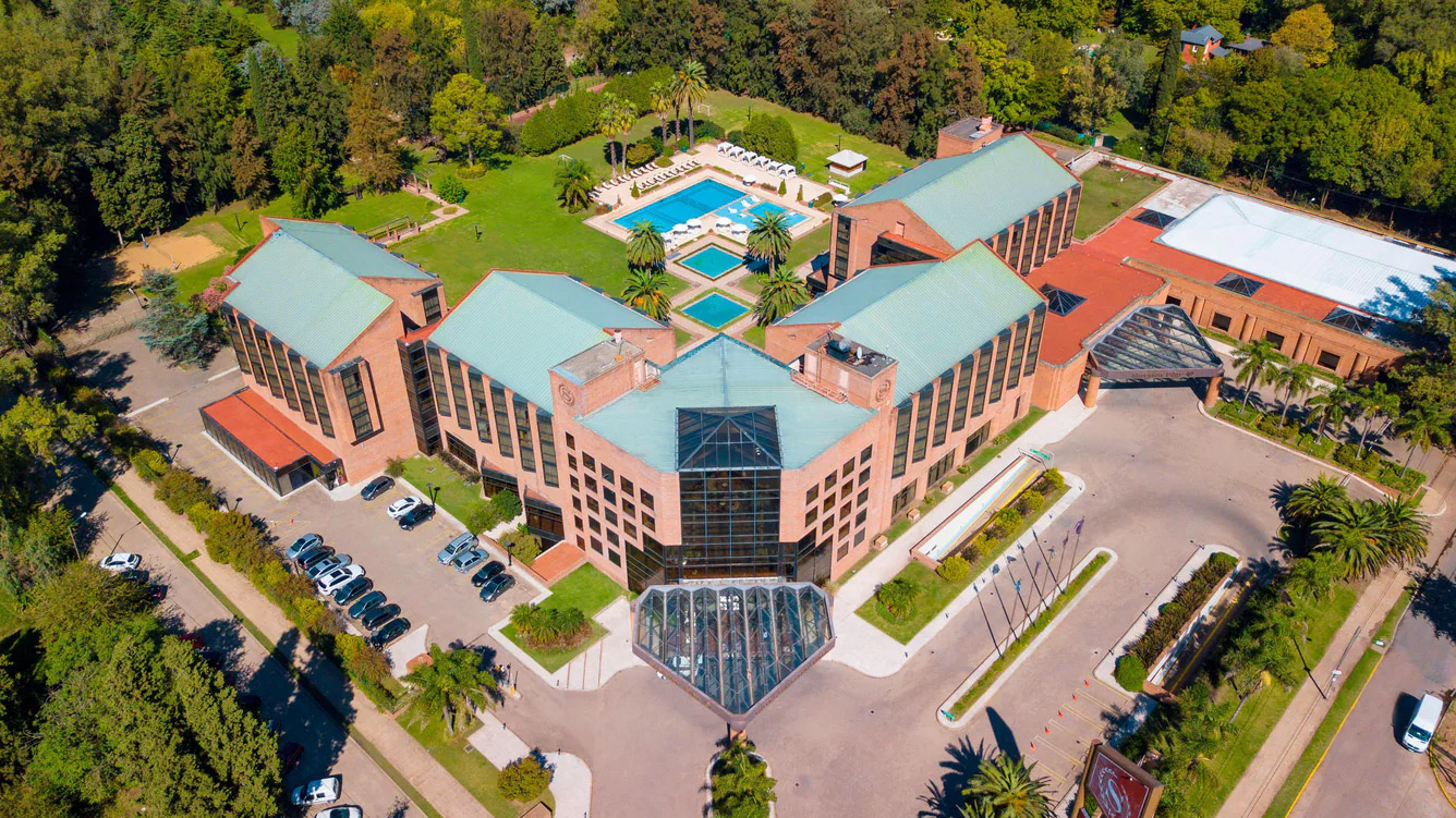 Sheraton-pilar-01